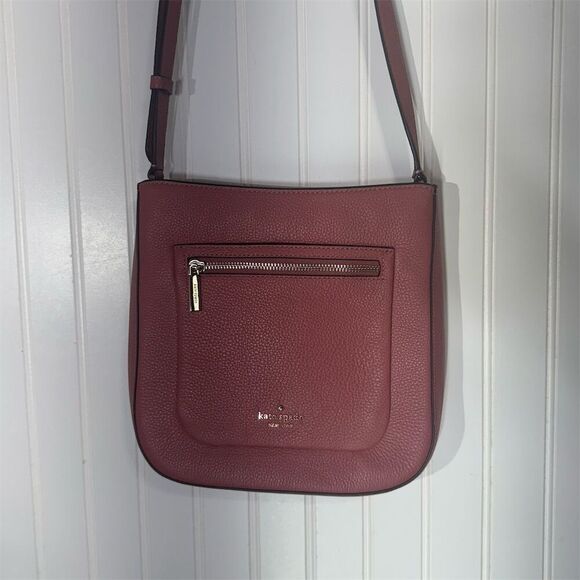 Kate Spade Crossbody Bag NWOT Pink Pebbled Leather Adjustable Strap Zip Pocket - Picture 2 of 9